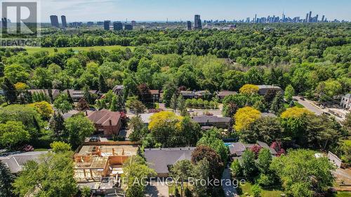7 Shady Oaks Crescent, Toronto, ON 