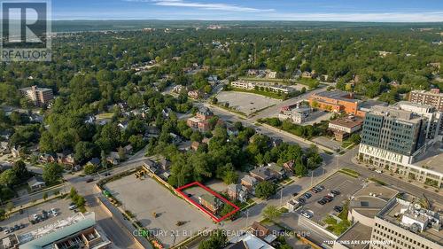 80 Worsley Street, Barrie, ON 