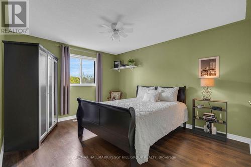101 Downing Crescent, Barrie, ON - Indoor Photo Showing Bedroom