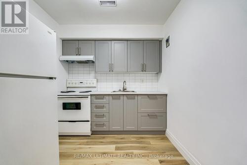 1945 Queen Street E, Toronto, ON 