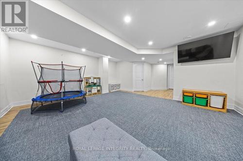154 Woodhurst Crescent, Ottawa, ON - Indoor Photo Showing Other Room