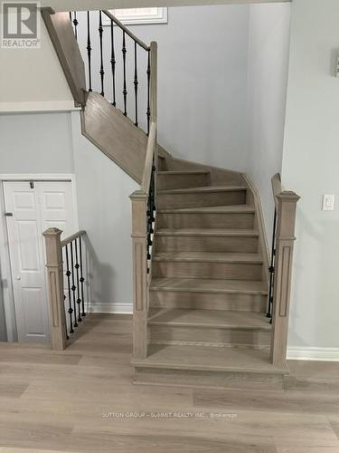 5440 Tenth Line W, Mississauga, ON - Indoor Photo Showing Other Room