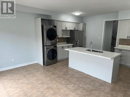 5440 Tenth Line W, Mississauga, ON - Indoor