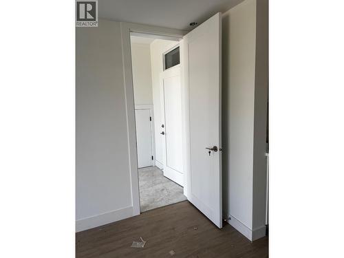 LOCK OFF SUITE - 980 Franklyn Road Unit# 5 Lot# 5, Kelowna, BC - Indoor Photo Showing Other Room