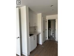 LOCK OFF SUITE - 