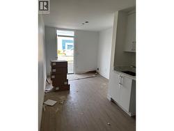 LOCK OFF SUITE - 