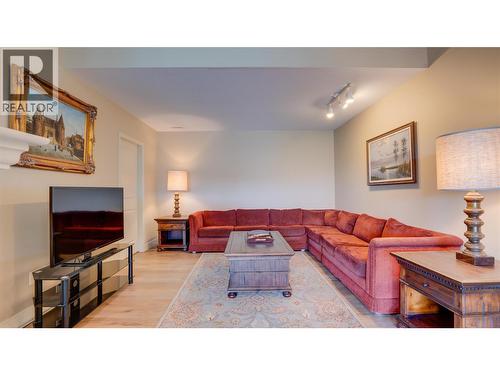 #8 Bayview Heights Lot# 8, Coldstream, BC - Indoor Photo Showing Living Room