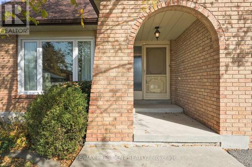 384 Centre Street N, Brampton, ON 