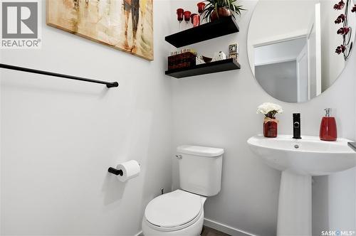5000 Primrose Green Drive E, Regina, SK - Indoor Photo Showing Bathroom