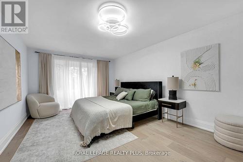 4344 Dallas Court, Mississauga, ON - Indoor Photo Showing Bedroom