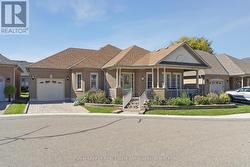 7 Powder Mill Crt - 