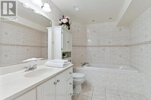 3rd Bathroom w/jacuzzi tub - 7 Powder Mill Court, Brampton, ON - Indoor Photo Showing Bathroom