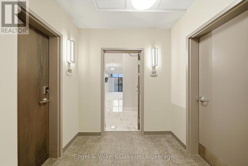 101 - 3290 New Street, Burlington (Roseland), ON 
