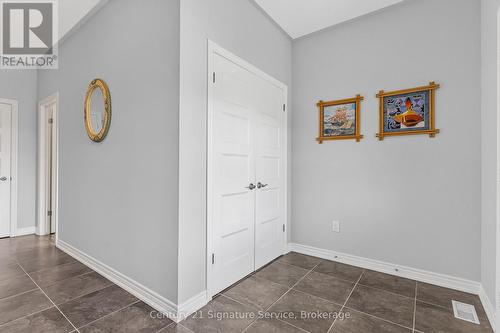 16 Gaiser Road, Welland, ON - Indoor Photo Showing Other Room
