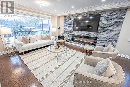 247 Sand Road, East Gwillimbury, ON - Indoor Photo Showing Living Room With Fireplace