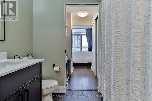 602 - 103 The Queensway, Toronto, ON - Indoor Photo Showing Bathroom