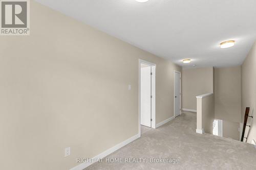 6319 Perth Street, Ottawa, ON - Indoor Photo Showing Other Room