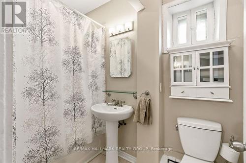 176 King Edward Avenue, Ottawa, ON - Indoor Photo Showing Bathroom