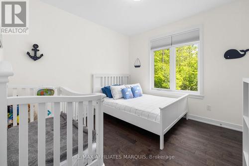 147 Golf Club Road, Rideau Lakes, ON - Indoor Photo Showing Bedroom