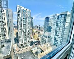 2201 - 82 DALHOUSIE STREET Toronto, ON M5B 0C5