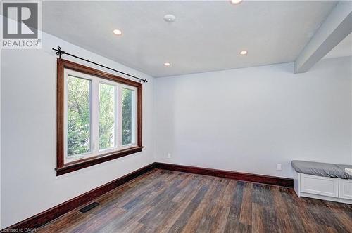 125 Roger Street, Waterloo, ON - Indoor Photo Showing Other Room