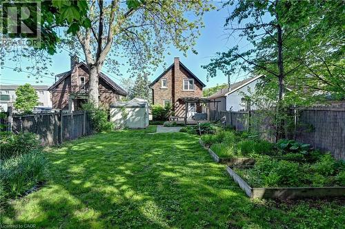 125 Roger Street, Waterloo, ON - Outdoor