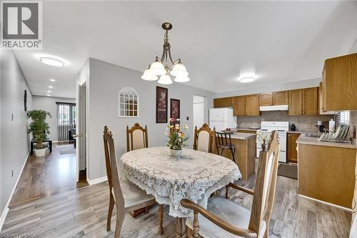 34 Phair Crescent, London, ON - Indoor Photo Showing Dining Room