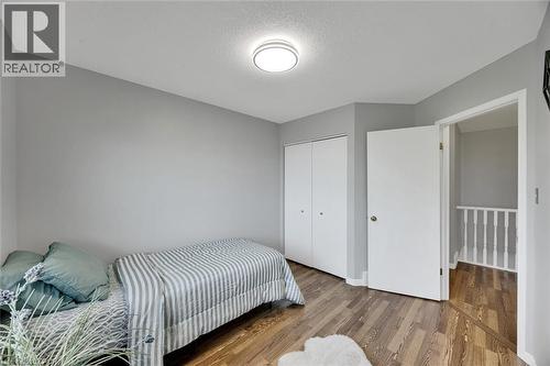 34 Phair Crescent, London, ON - Indoor Photo Showing Bedroom