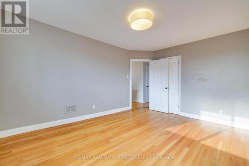 1213 Emperor Avenue, Ottawa, ON - Indoor Photo Showing Other Room