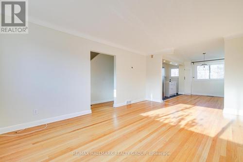 1213 Emperor Avenue, Ottawa, ON - Indoor Photo Showing Other Room