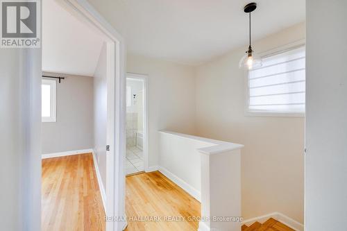 1213 Emperor Avenue, Ottawa, ON - Indoor Photo Showing Other Room