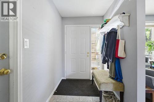 512 Elinor, Windsor, ON - Indoor