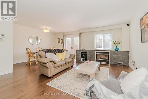 7 Whitehall Lane, Cambridge, ON 