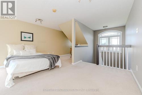 7 Whitehall Lane, Cambridge, ON 