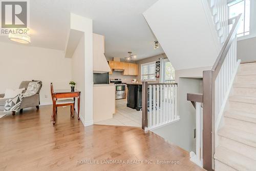 7 Whitehall Lane, Cambridge, ON 