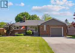 12 CLAREMOUNT CIRCLE Welland (Prince Charles), ON L3C 2P5