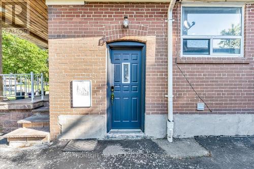 1238 Pharmacy Avenue, Toronto, ON 