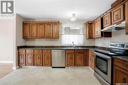 579 Tobin Crescent, Saskatoon, SK 