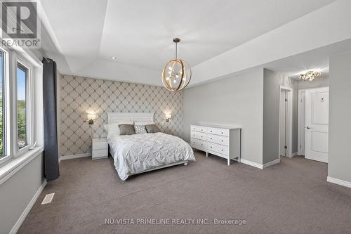 1935 Canvas Way, London North (North B), ON 