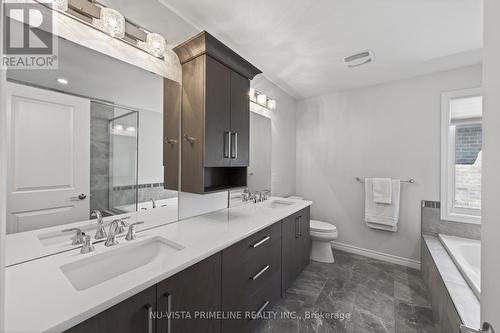 1935 Canvas Way, London North (North B), ON 