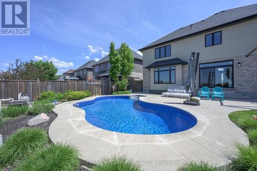 1935 Canvas Way, London North (North B), ON 