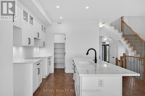 1415 Demers Avenue, Kingston (East Gardiners Rd), ON - Indoor Photo Showing Kitchen