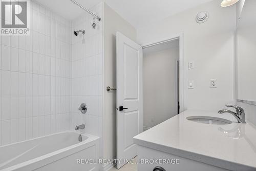 1415 Demers Avenue, Kingston (East Gardiners Rd), ON - Indoor Photo Showing Bathroom