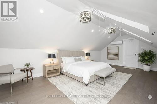 60 West 1St Street, Hamilton, ON - Indoor Photo Showing Bedroom