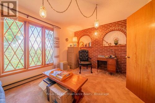 17100 Highway 41, Addington Highlands (Addington Highlands), ON - Indoor Photo Showing Living Room