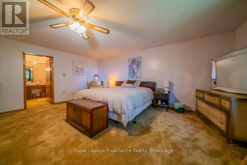17100 Highway 41, Addington Highlands (Addington Highlands), ON - Indoor Photo Showing Bedroom