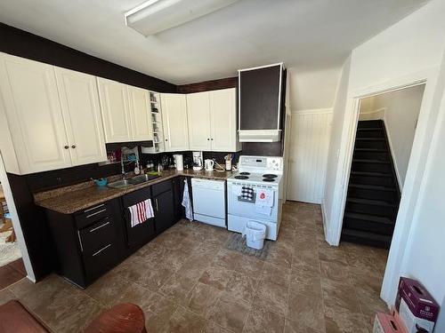 127 Second Avenue E, Benito, MB - Indoor Photo Showing Kitchen With Double Sink
