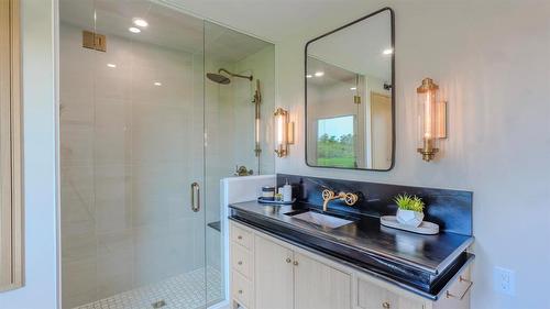 Ensuite bath - 317 Pth 52 Highway W, Steinbach, MB - Indoor Photo Showing Bathroom