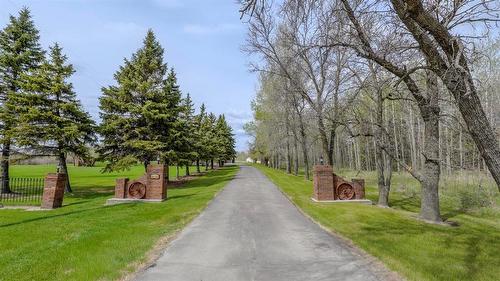 317 Pth 52 Highway W, Steinbach, MB - Outdoor With View