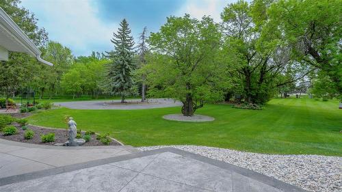 317 Pth 52 Highway W, Steinbach, MB - Outdoor